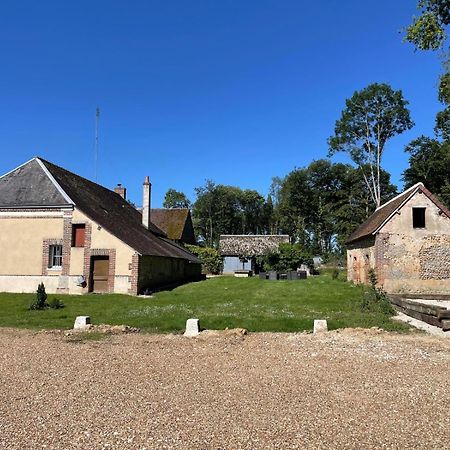 Gite A La Ferme De Sainte Radegonde Lanneray Eksteriør billede